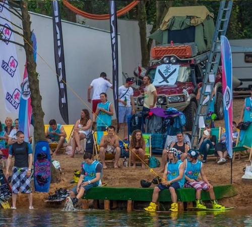 Cropp Wake Cup